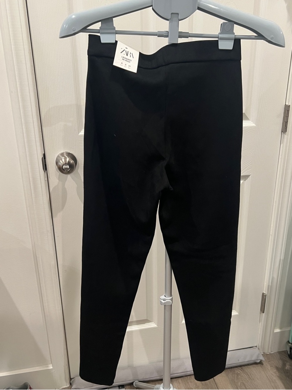 Zara Black High-Rise Stretch Leggings